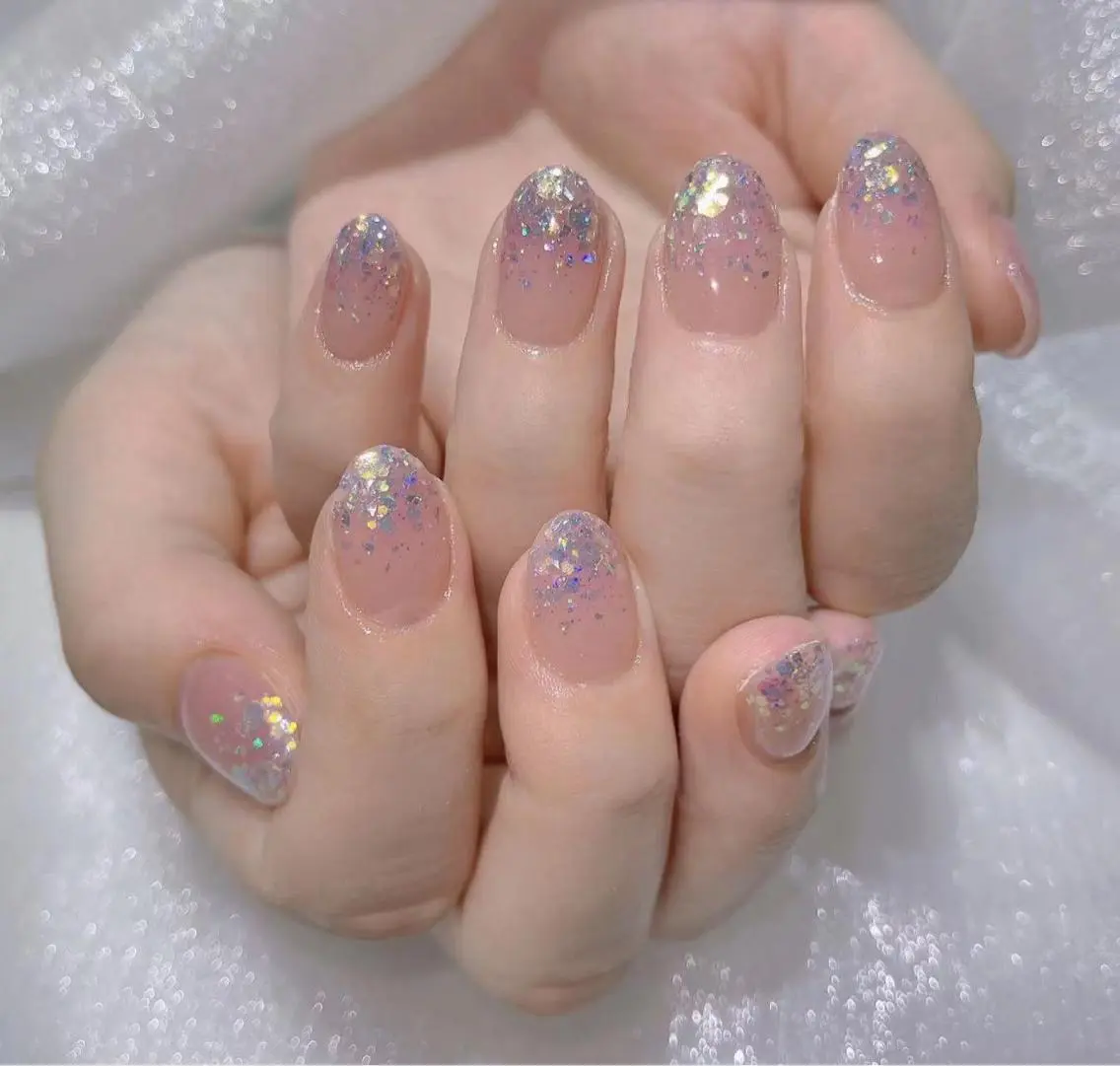 ネイル ハンドネイル Queens ciciのネイルデザイン