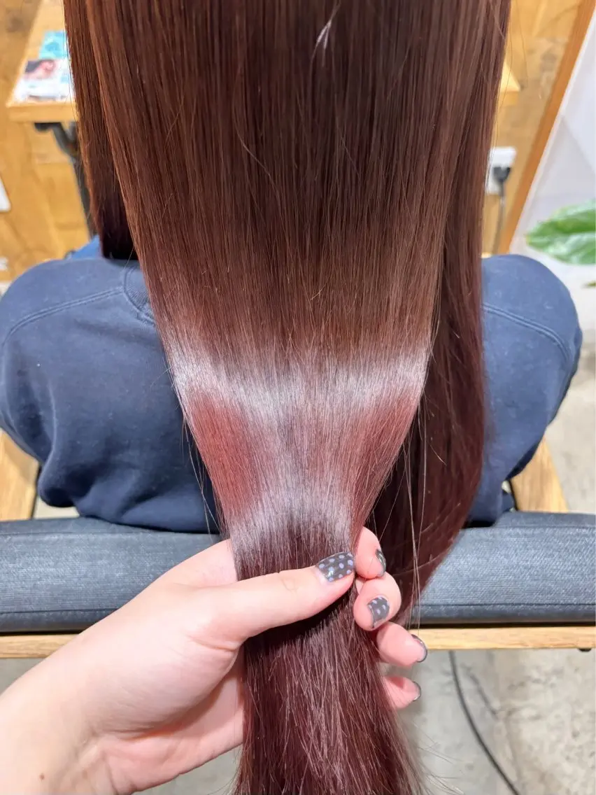 ロング カラー レッドカラー カット ヘアカラー 透明感カラー💎前髪 顔まわり/小由葵のヘアスタイル