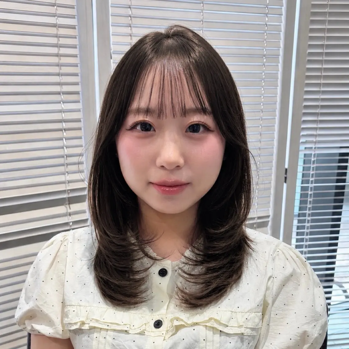ミディアム レイヤーカット カット ヘアカラー トリートメント ruen大分駅店/ chitoseのヘアスタイル