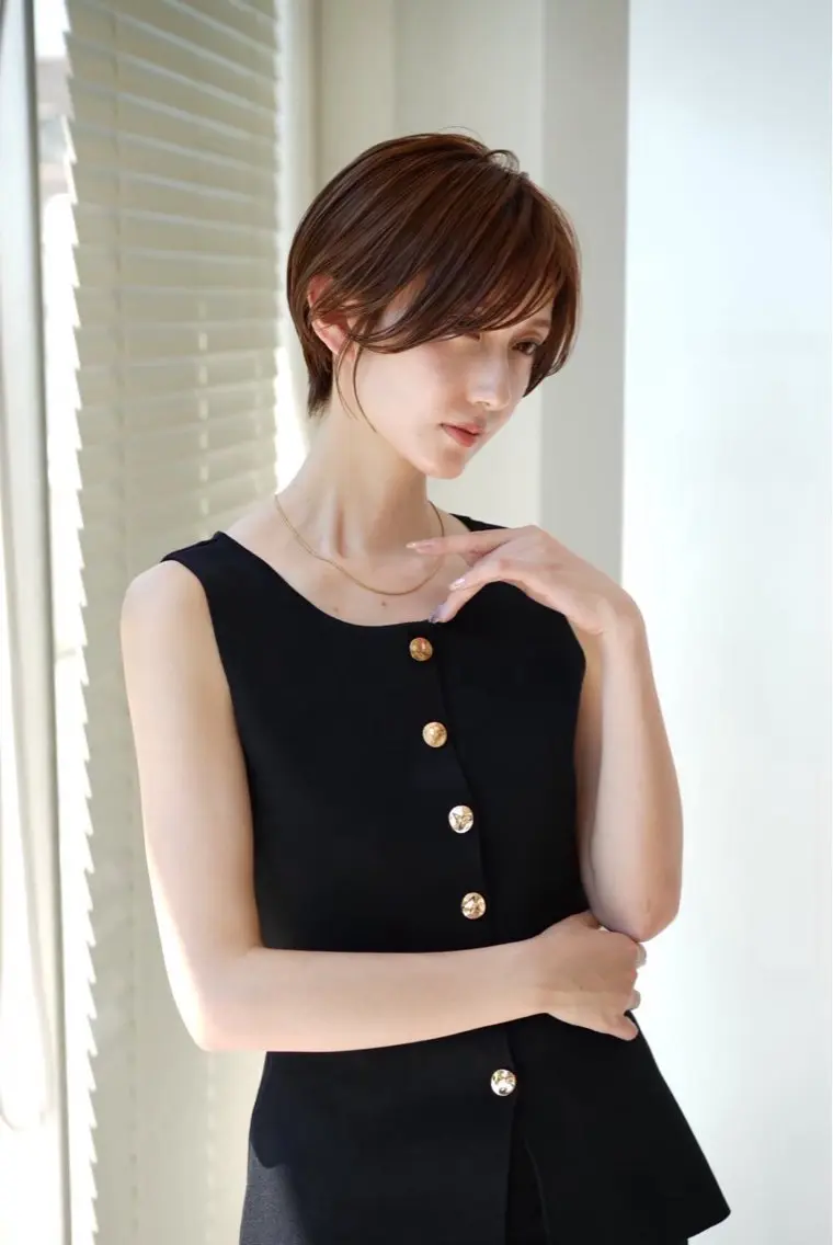 ショート カラー 加賀 千聖 /soigneのヘアスタイル