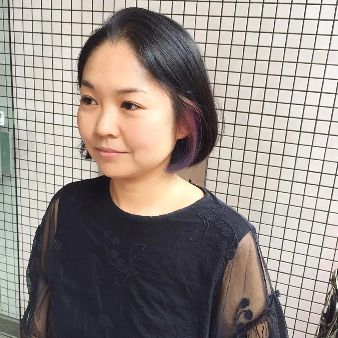 ショート カラー 山内 まりのヘアスタイル