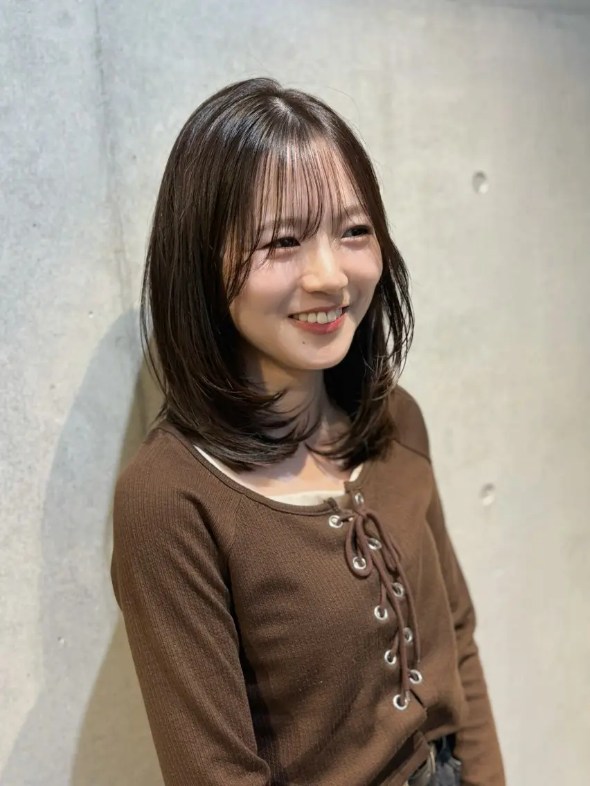 ミディアム カラー パーマ ヘアアレンジ カット ヘアカラー トリートメント ☘️透明感カラー☘️ レイヤー/コウスケのヘアスタイル