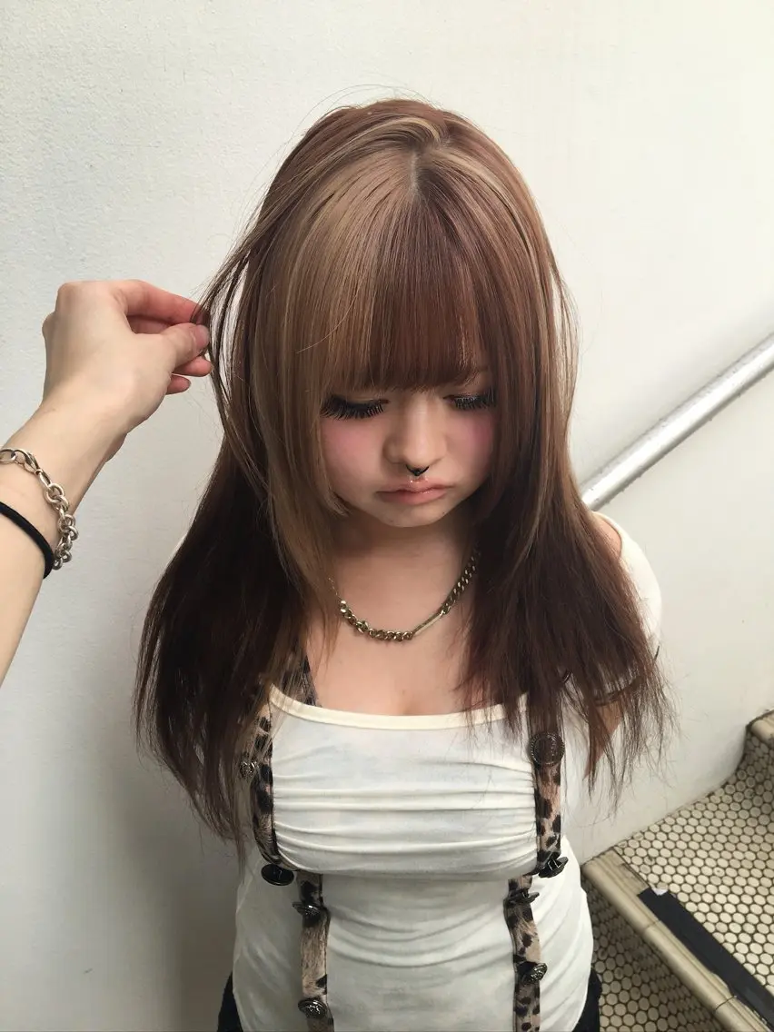 ロング カラー ヘアカラー トリートメント Hanaka🪷 ニュアンス×レイヤーのヘアスタイル