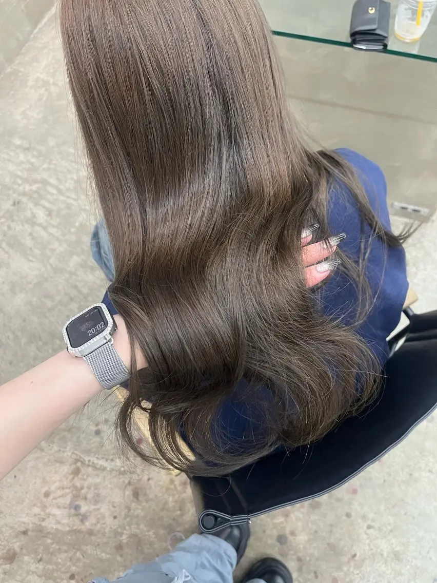 ロング ヘアカラー XIA AIMIのヘアスタイル