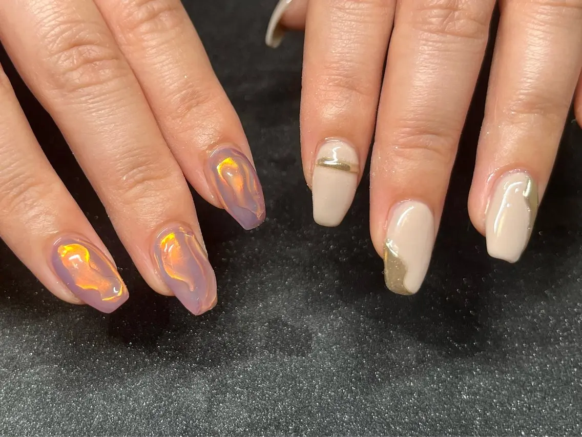 ネイル ミラーネイル ニュアンスネイル ハンドネイル Chika .のネイルデザイン