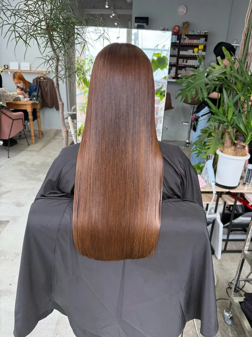 ロング 髪質改善 縮毛矯正 U-fuショート 伊藤拓海のヘアスタイル