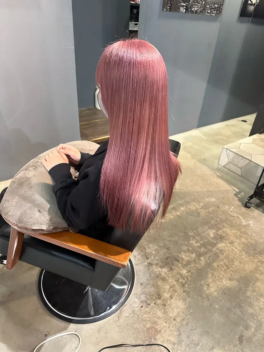 ロング Baby美容師 Ninaのヘアスタイル