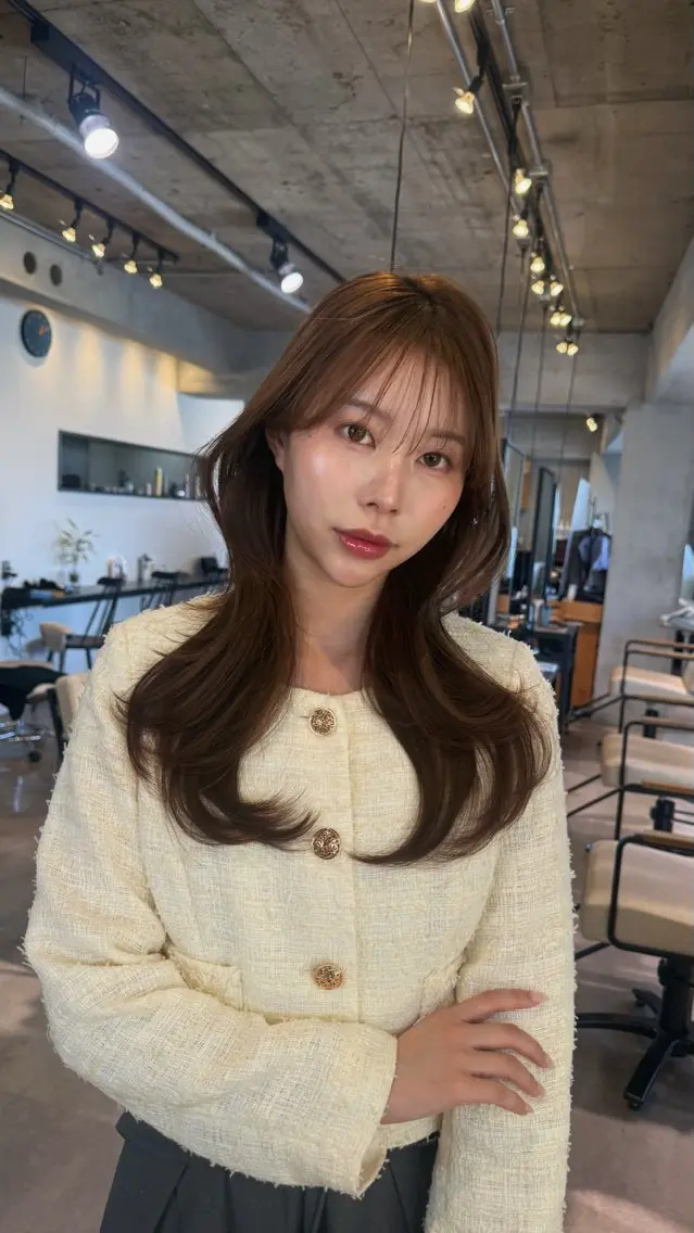 ロング カラー ロングレイヤー ベージュカラー ヘーゼル レイヤーカット ロング カット ヘアカラー トリートメント ヘッドスパ 髪質改善カラーサロン 代表　KOHEIのヘアスタイル