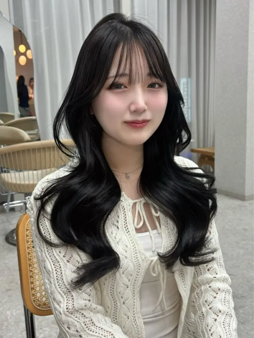 ロング カラー ヘアアレンジ 小顔カット トリートメント カット トリートメント 透明感カラー￤ まなみ🎀💞のヘアスタイル