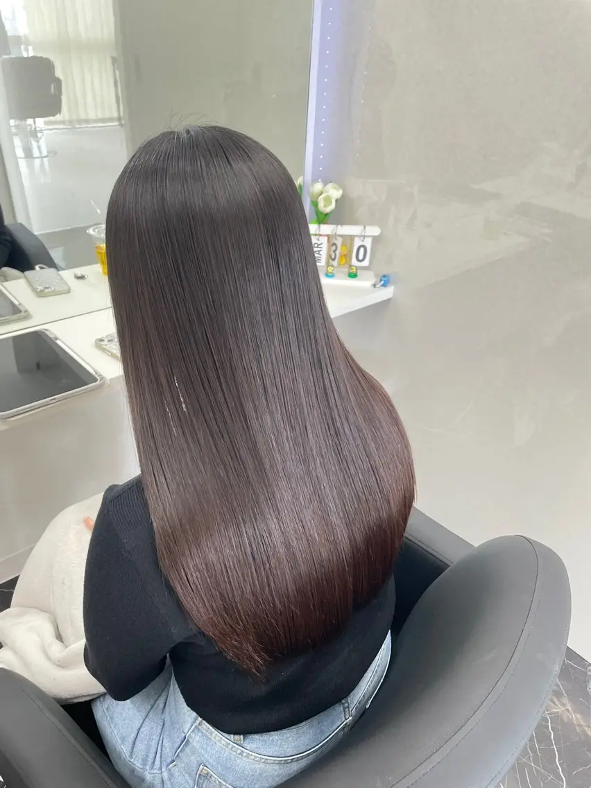 ロング カラー ベージュカラー グレージュ オリーブベージュ オリーブグレージュ オリーブグレー Blue/博多/ 水口莉沙のヘアスタイル