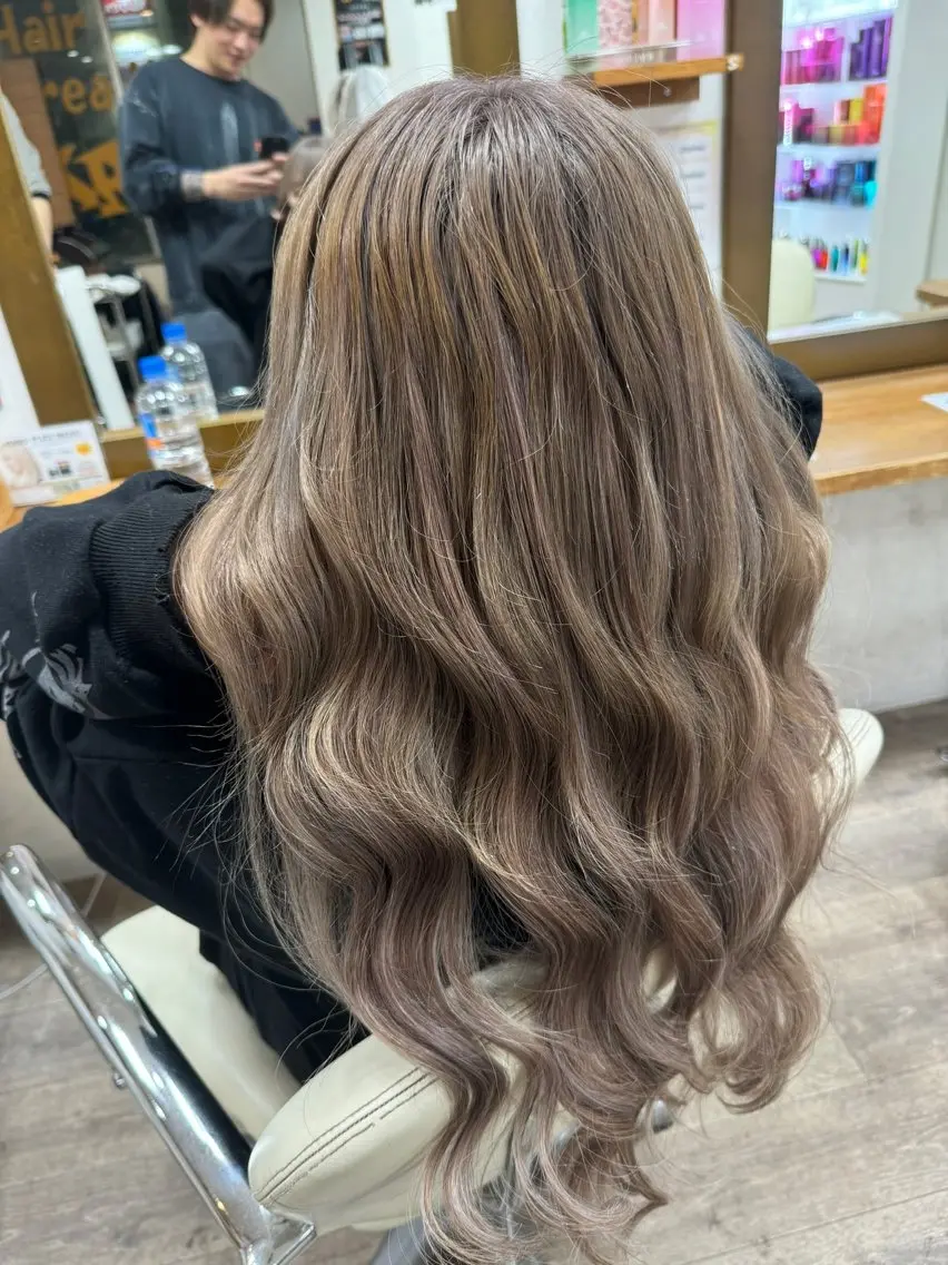 ロング カラー エクステ hairs 897のヘアスタイル