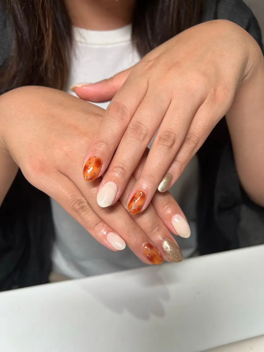 ネイル ハンドケア hinano .chicchiのネイルデザイン
