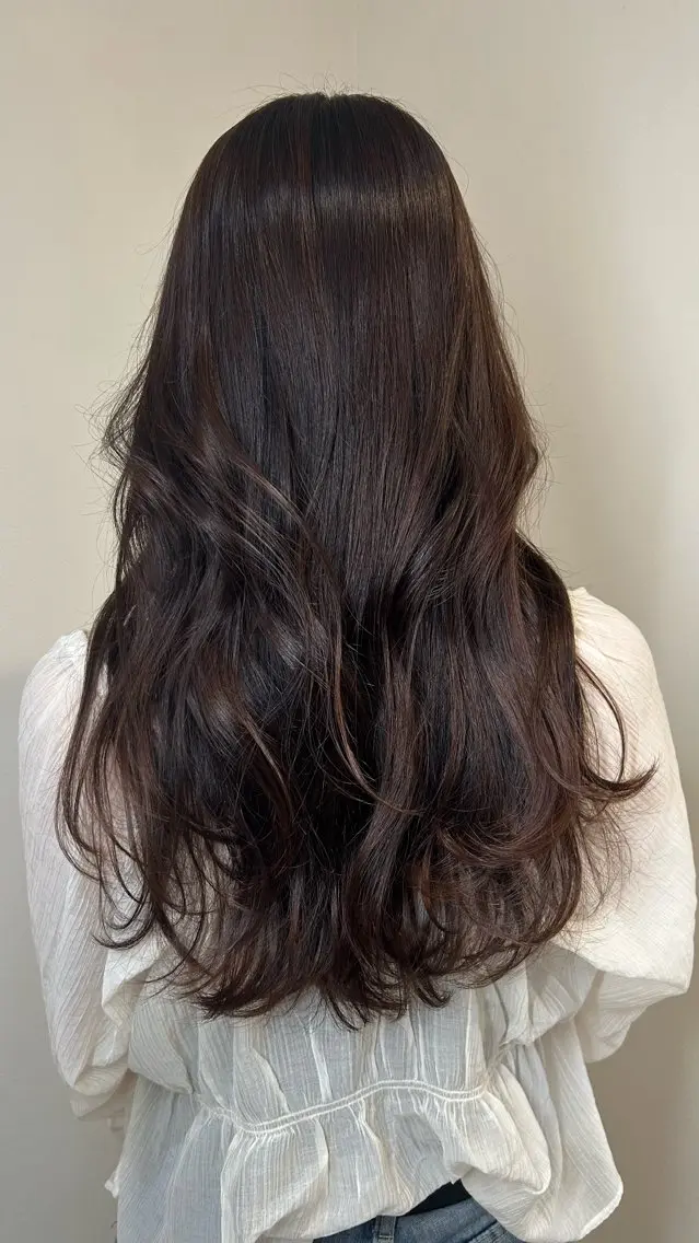 ロング カラー カット ヘアカラー トリートメント 小澤 一稀のヘアスタイル