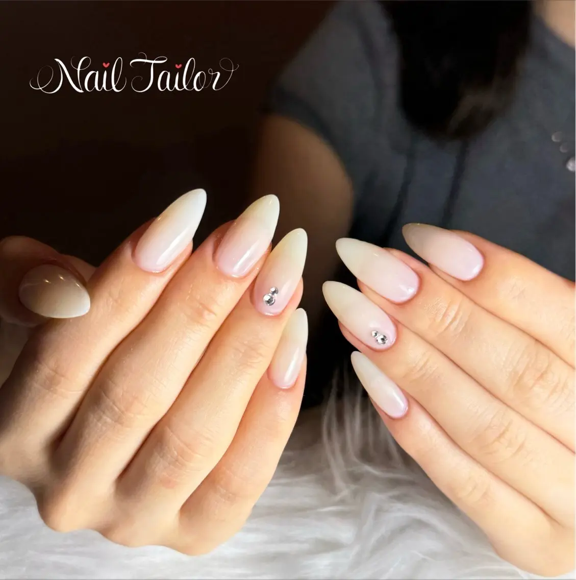 ネイル オフィスネイル ワンカラーネイル シンプルネイル ブライダルネイル ホワイト ハンドネイル NailTailor ネイルテイラーのネイルデザイン