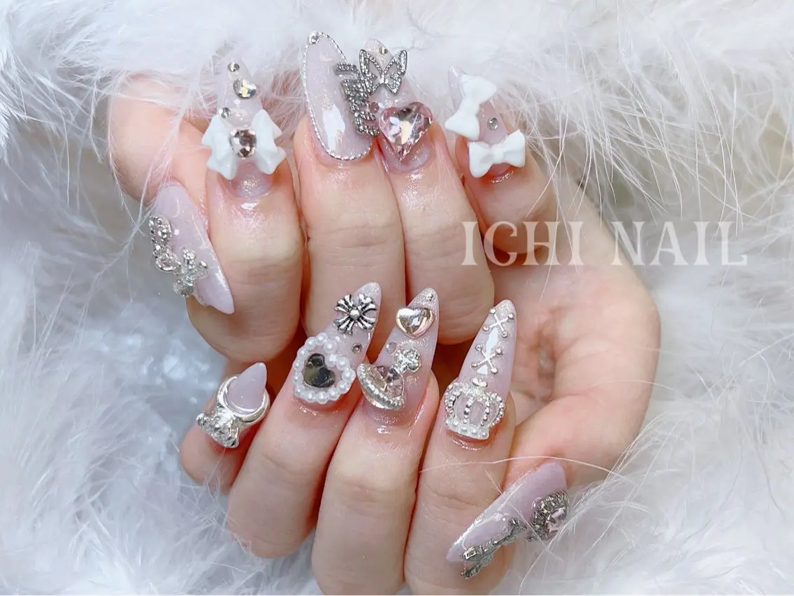 ネイル ハンドネイル 🧚🏻‍♀️ NOHA🎀のネイルデザイン