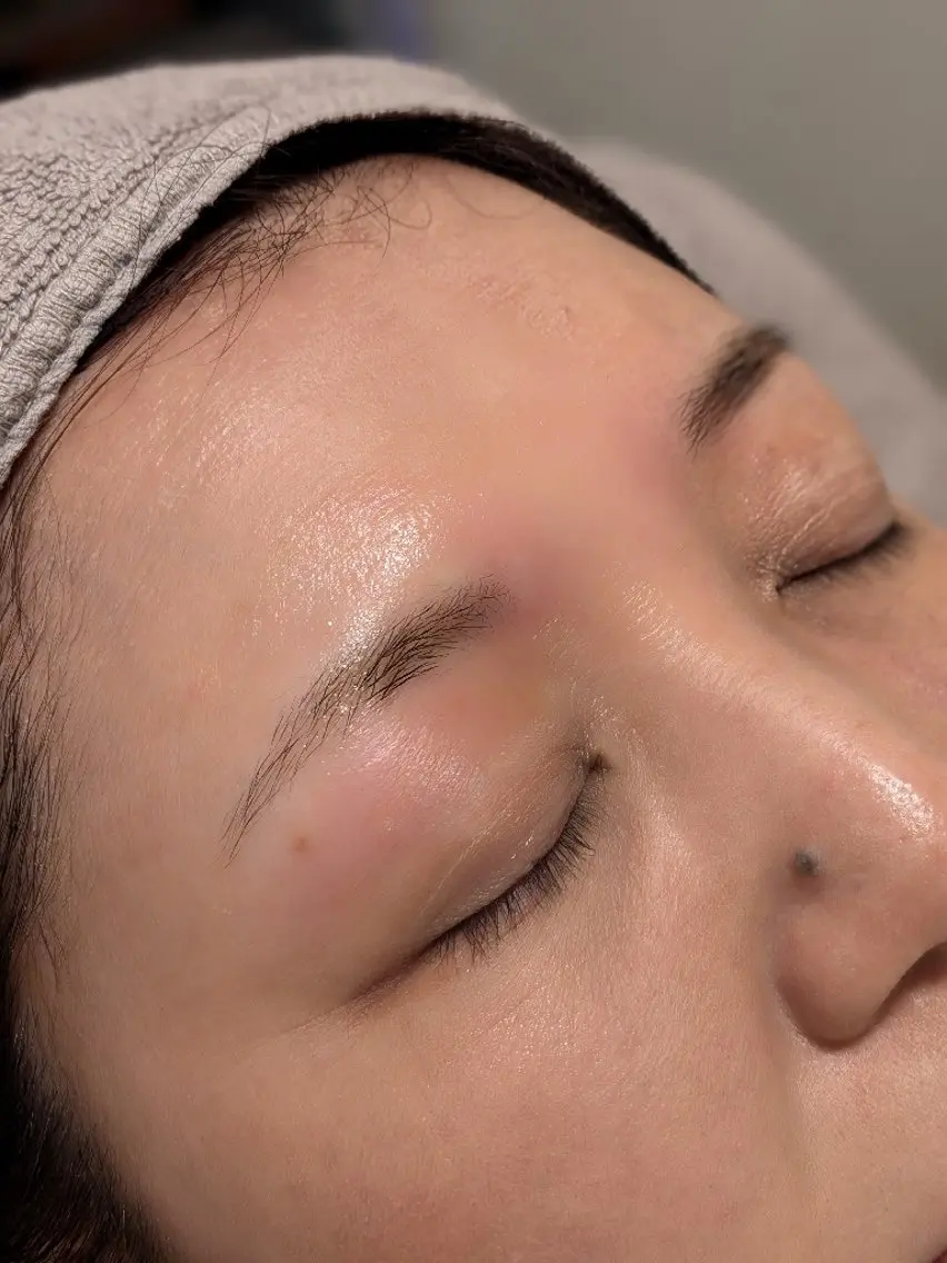 アイブロウ 眉毛ワックス脱毛 ワックス脱毛 眉迷子卒業🌿 眉WAX▶よしみの眉毛・アイブロウイメージ