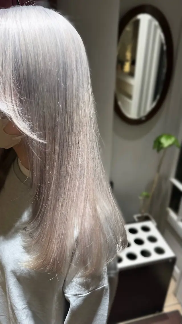 ロング 美髪矯正 KASUMIのヘアスタイル