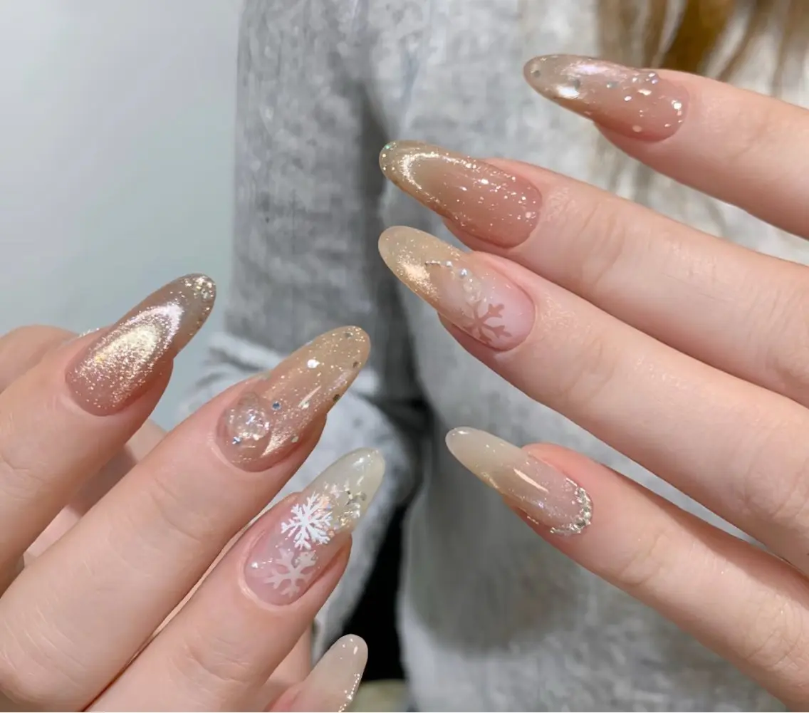 ネイル ハンドネイル Pure&Rich Nailのネイルデザイン