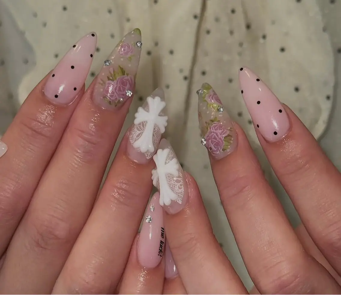 ネイル ハンドネイル NiJi Nailsのネイルデザイン