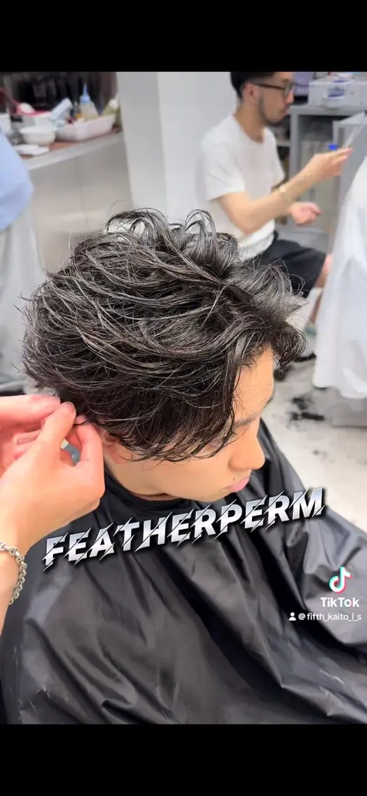 パーマ メンズ カット パーマ トリートメント fifth 山崎 颯人のヘアスタイル