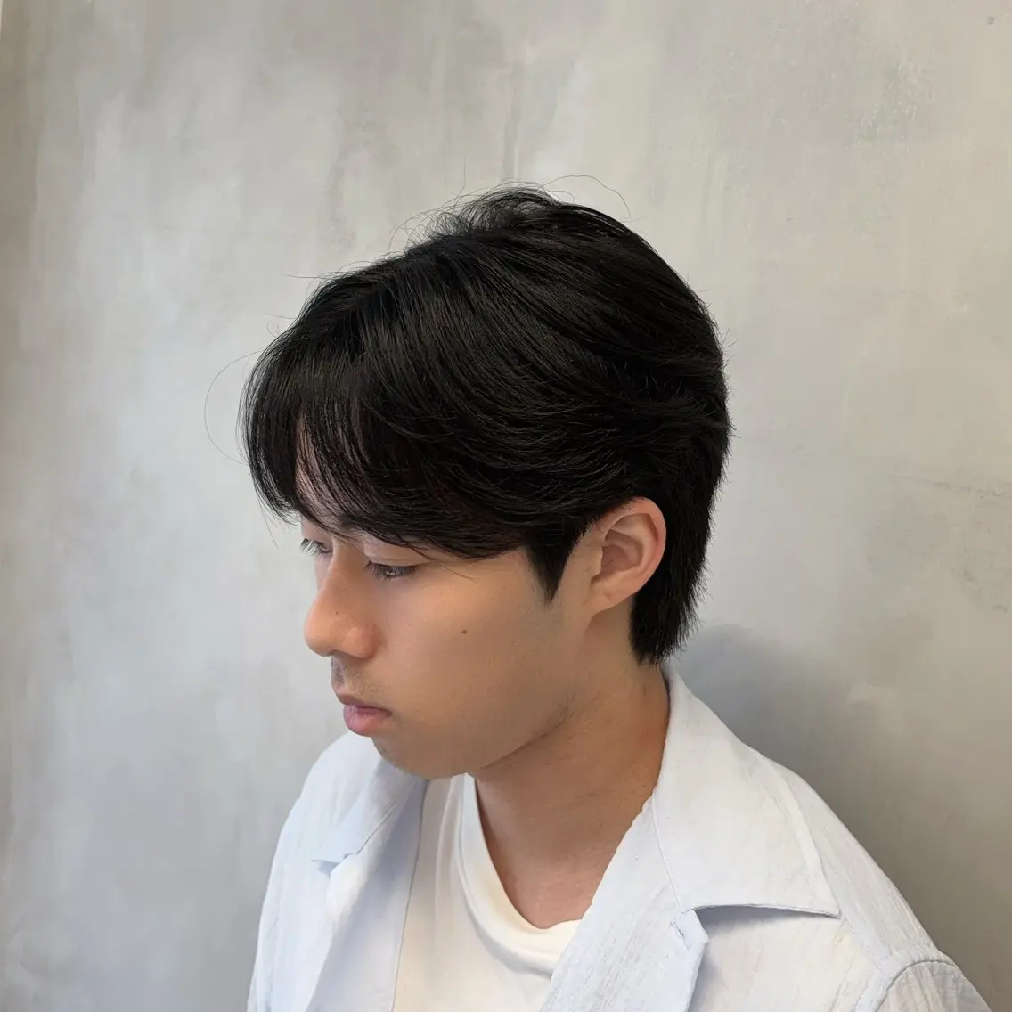 メンズ センターパート カット omocha umiのヘアスタイル
