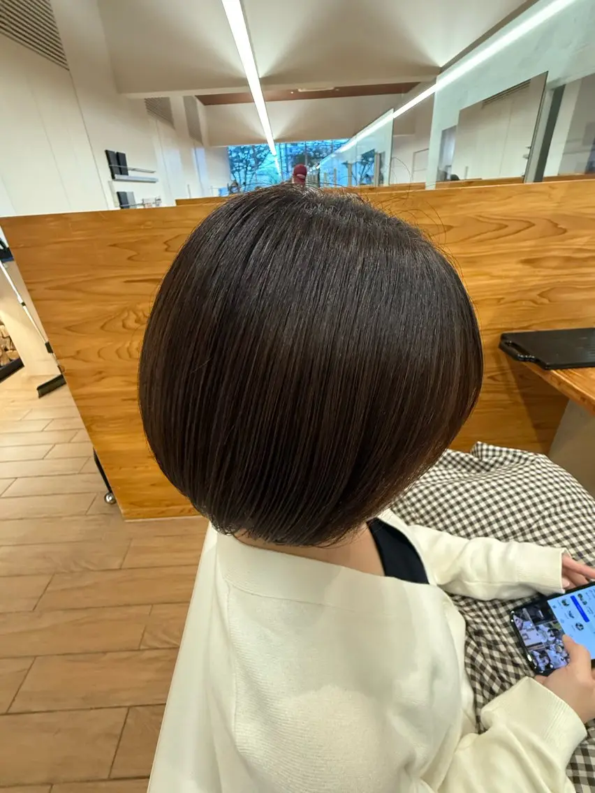 ショート カラー ベージュカラー ブラウンカラー ブラウンベージュ ヘアカラー 🫐佐藤 志乃　艶 カラー/カット🫐のヘアスタイル