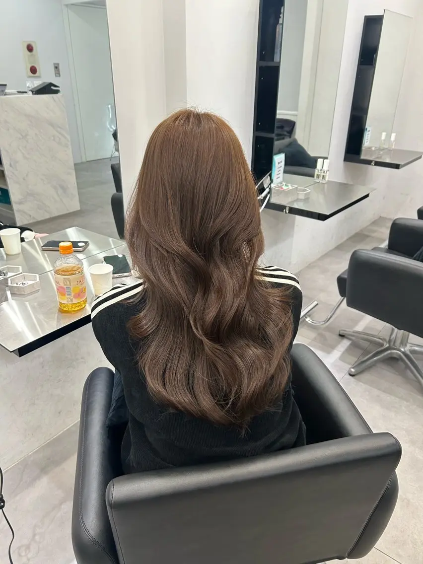 ロング カラー ヘアカラー Core　山下 このはのヘアスタイル