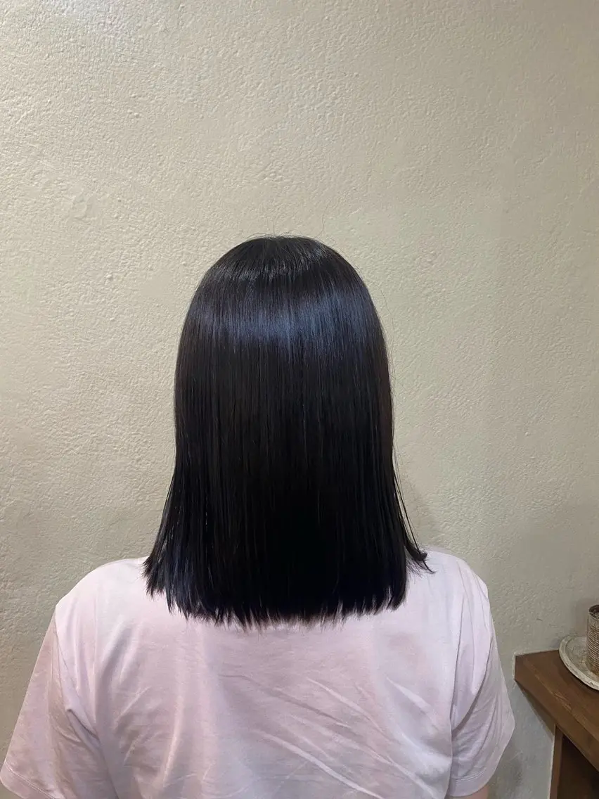 ミディアム ヘアカラー 肥田 夕蘭のヘアスタイル