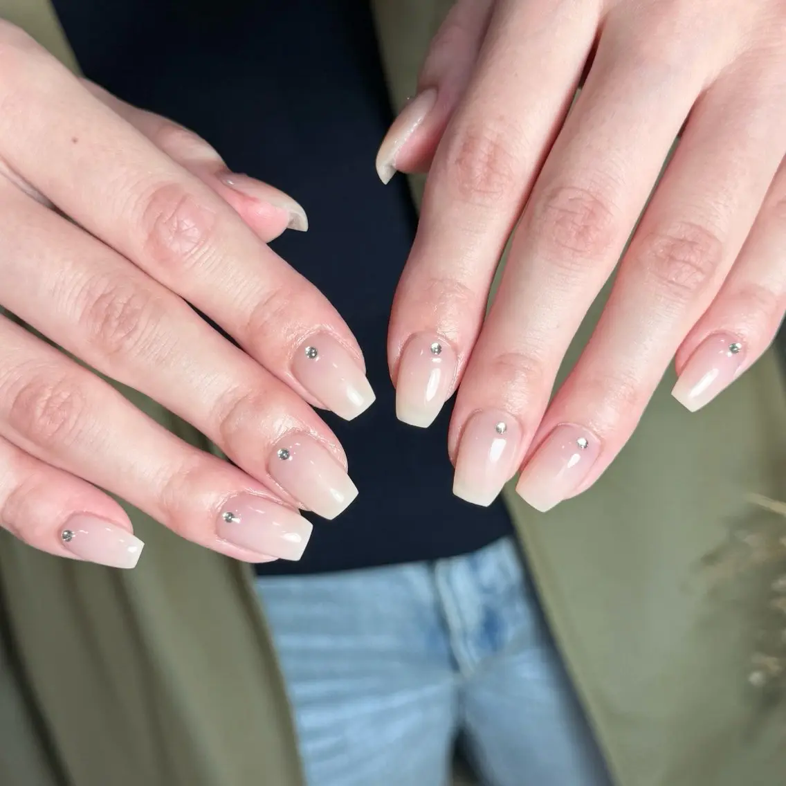 ネイル ストーンネイル Tagi Nail 銀座店のネイルデザイン