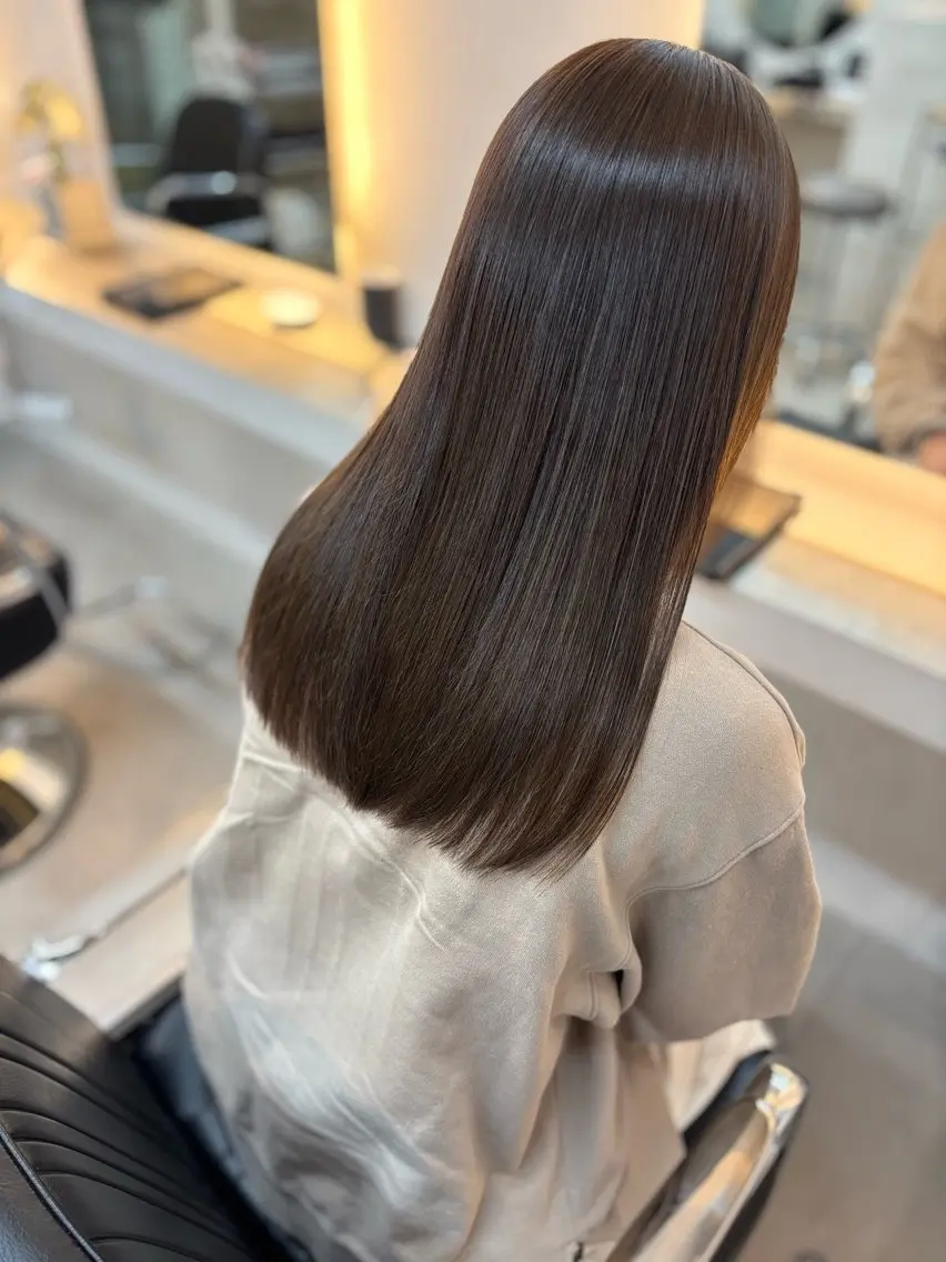 ロング アッシュ 藤井 ユウキのヘアスタイル