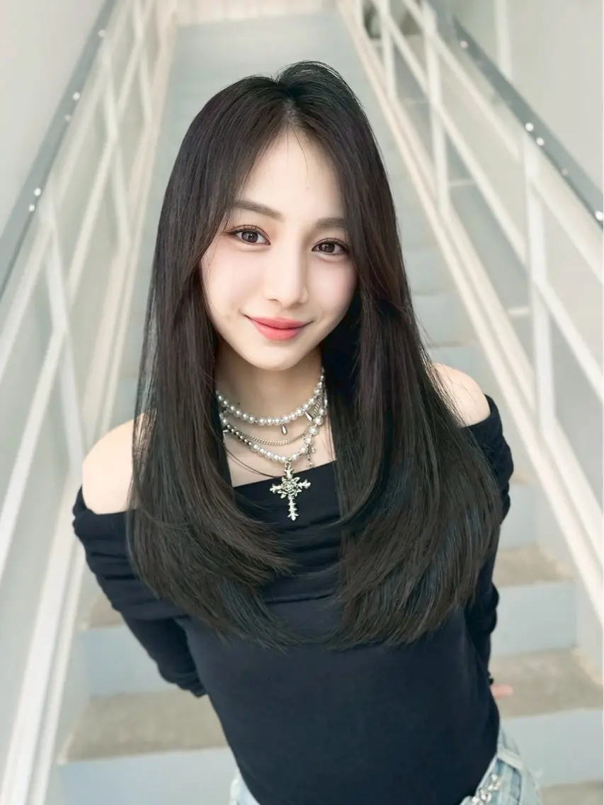 🟢平日20時​〜​土曜日19時​〜​限定🌟ロングレイヤーカットモデル様🌟お問い合わせでのご予約をお願いいたします🙇の写真