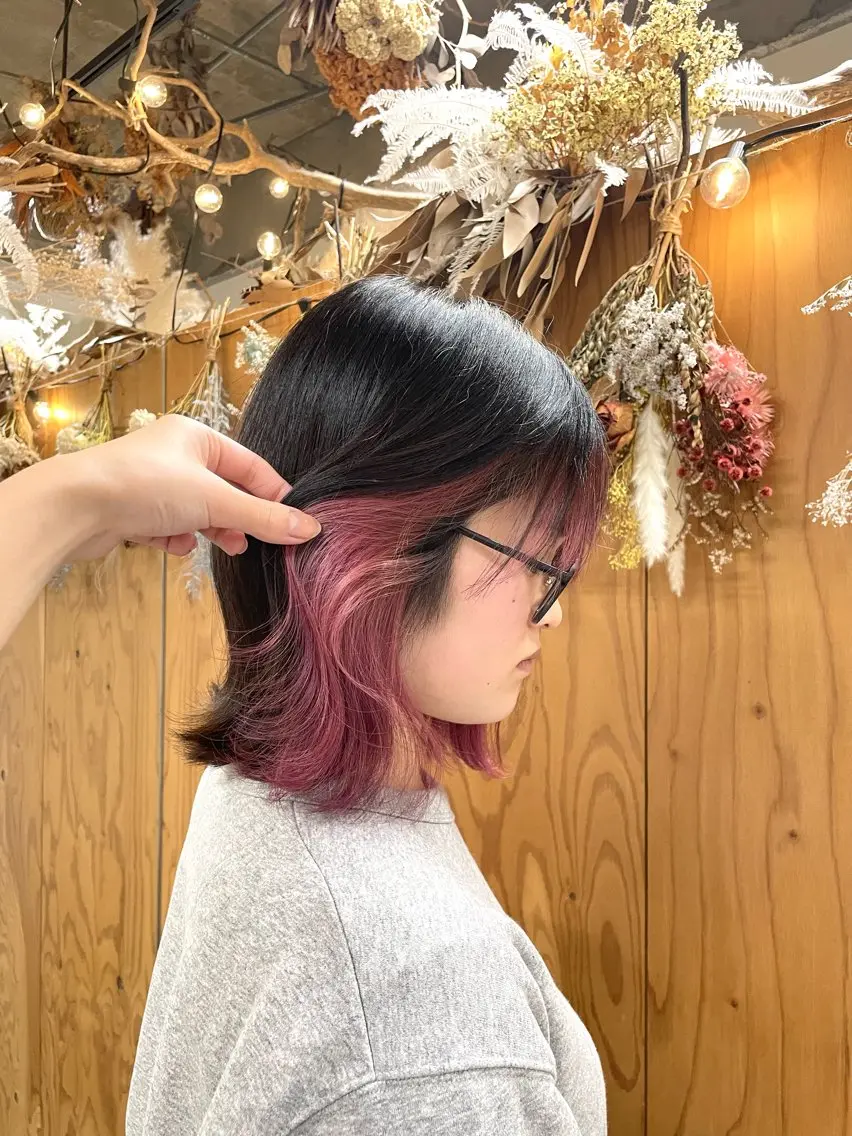ミディアム カラー ブリーチ ピンクカラー ︎🤎デザインカラー kayanoのヘアスタイル