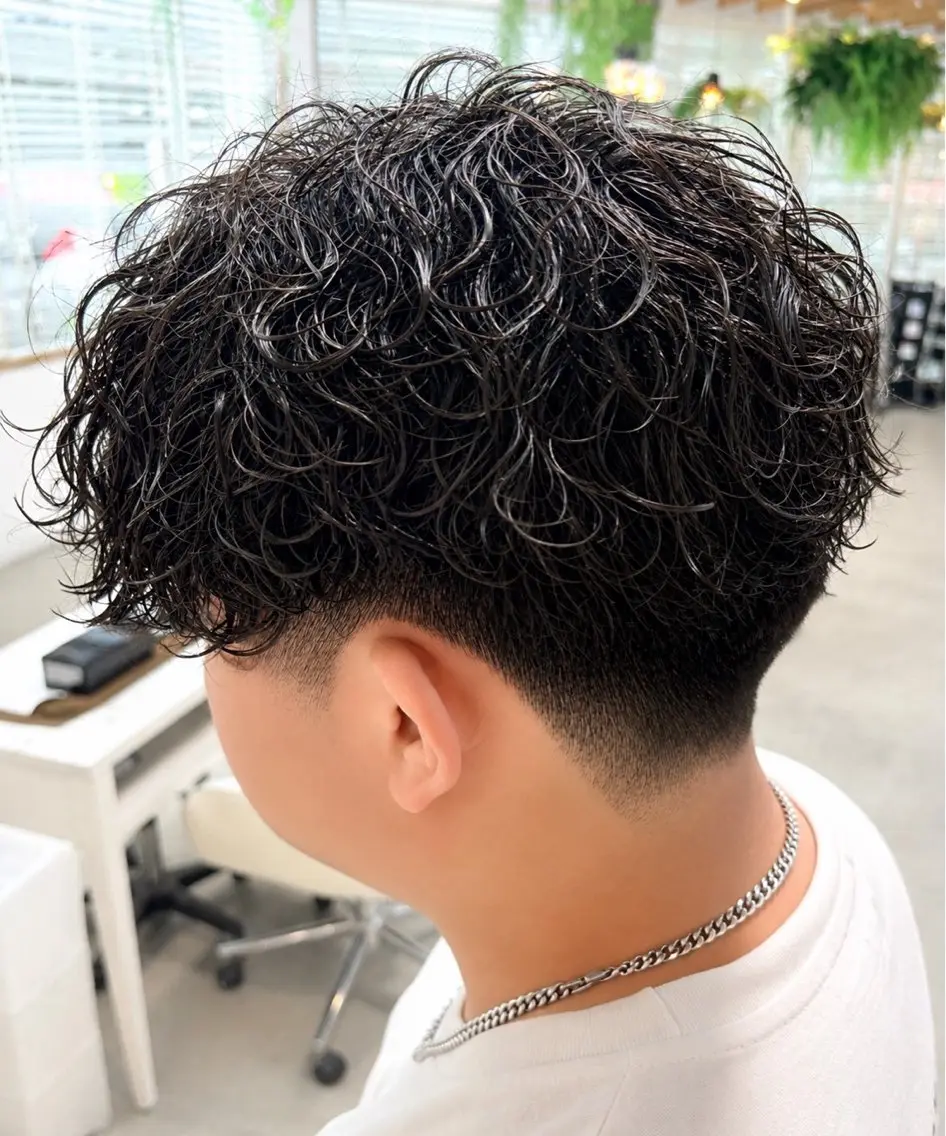 パーマ メンズ 若原 絃汰のヘアスタイル
