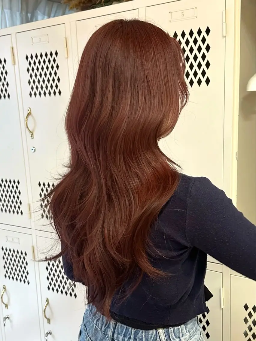 ロング カラー ブリーチ ブリーチなしカラー レイヤーカット トリートメント カット ヘアカラー 韓国ヘア🦢🖤 Sayumiのヘアスタイル