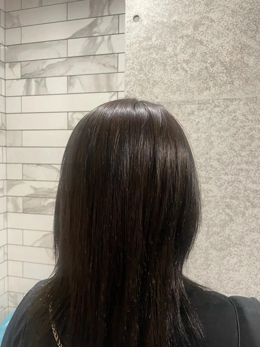 セミロング カラー パーマ ナチュラカラー🤍 表参道美容師/yuiのヘアスタイル