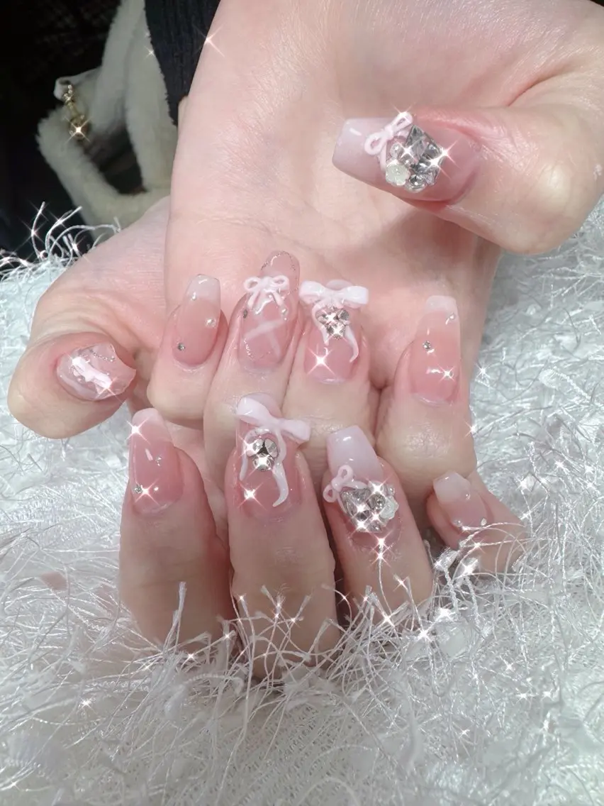 ネイル ハンドネイル nail salon CHARMANTEのネイルデザイン