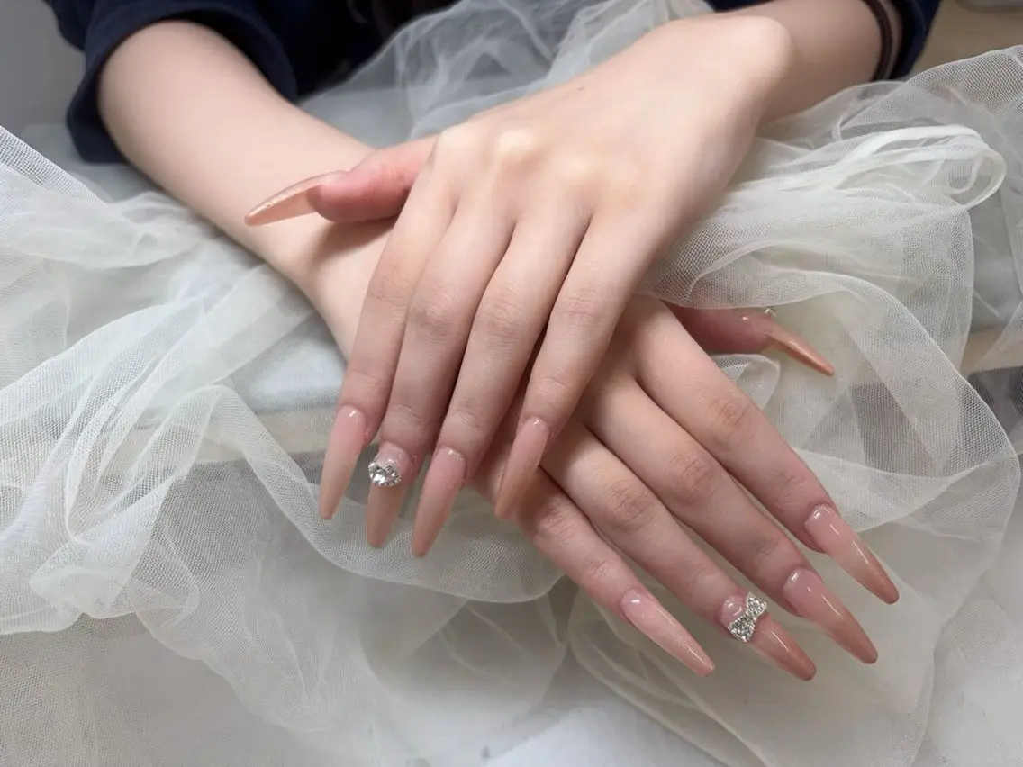 ネイル more glamのネイルデザイン