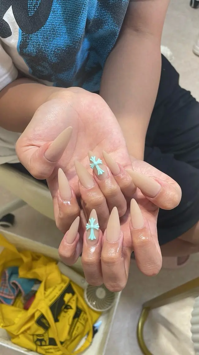 ネイル ハンドネイル SunNail池袋 🍧エミリーのネイルデザイン