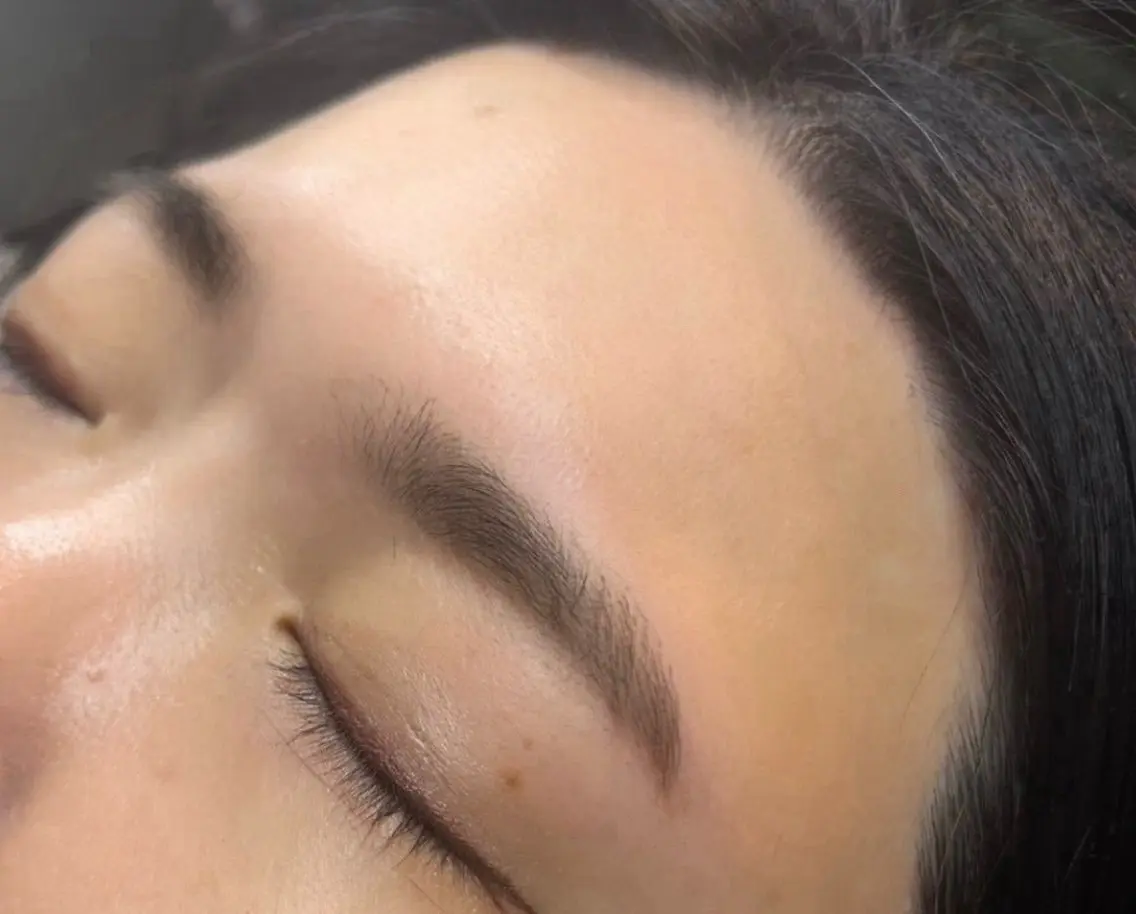 🫧似合わせ美眉アイブロウWax脱毛🫧🎀(間引き、カット)の写真