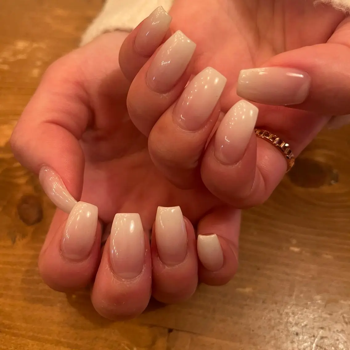 ネイル Allure 桑田麻南のネイルデザイン