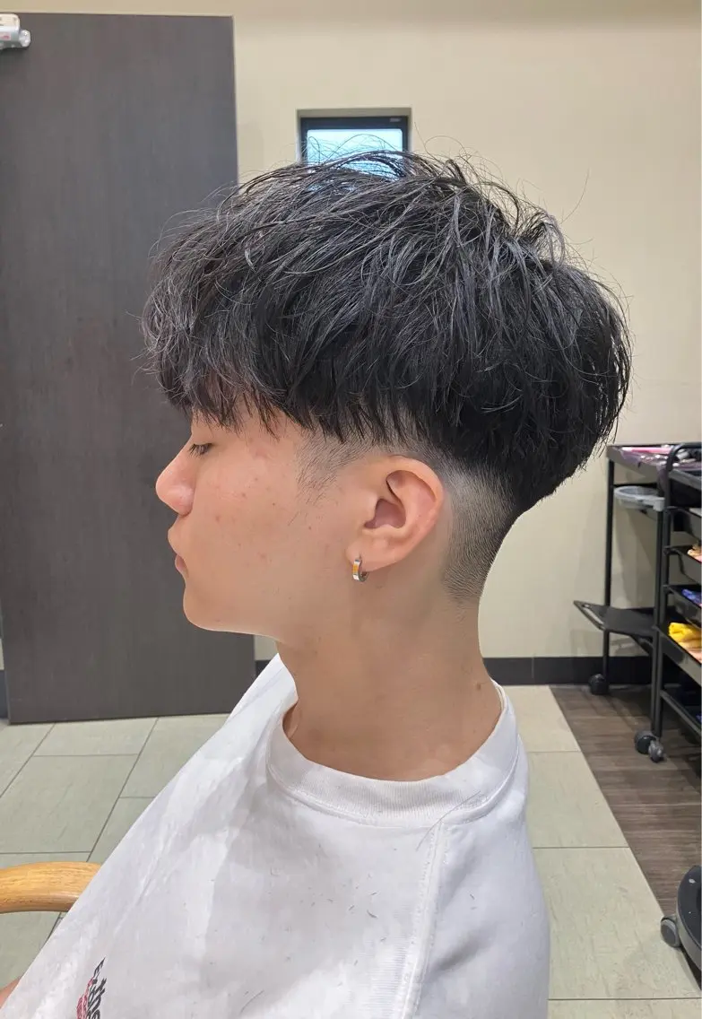 メンズ マッシュ 刈り上げ 吉田 健吏のヘアスタイル