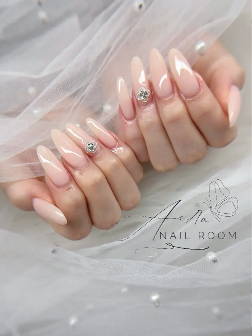 ネイル Aura Nail Roomのネイルデザイン