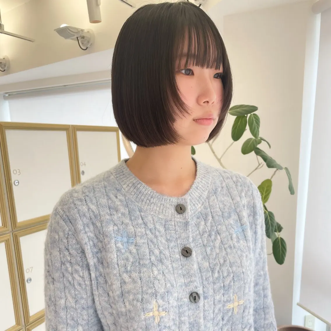 ミディアム 顔まわりレイヤー レイヤーカット カット 縮毛矯正 似合わせヘア🤍 面田法子のヘアスタイル