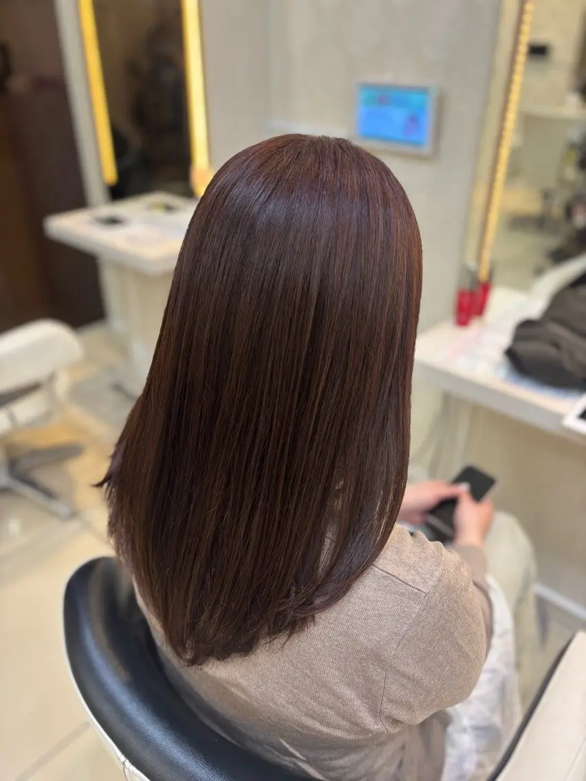 セミロング カラー ブラウンカラー ピンクカラー ピンクブラウン ヘアカラー トリートメント はらだ すずのヘアスタイル