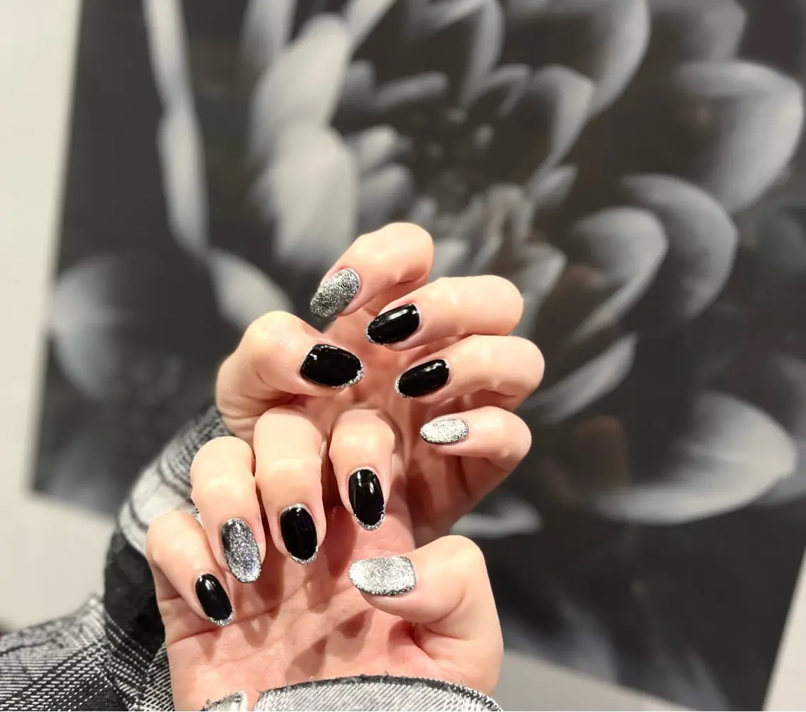 ネイル オーロラネイル キラキラネイル ラメ(グリッター) マグネットネイル オフィスネイル ハンドネイル プライベートサロン N's Nailのネイルデザイン