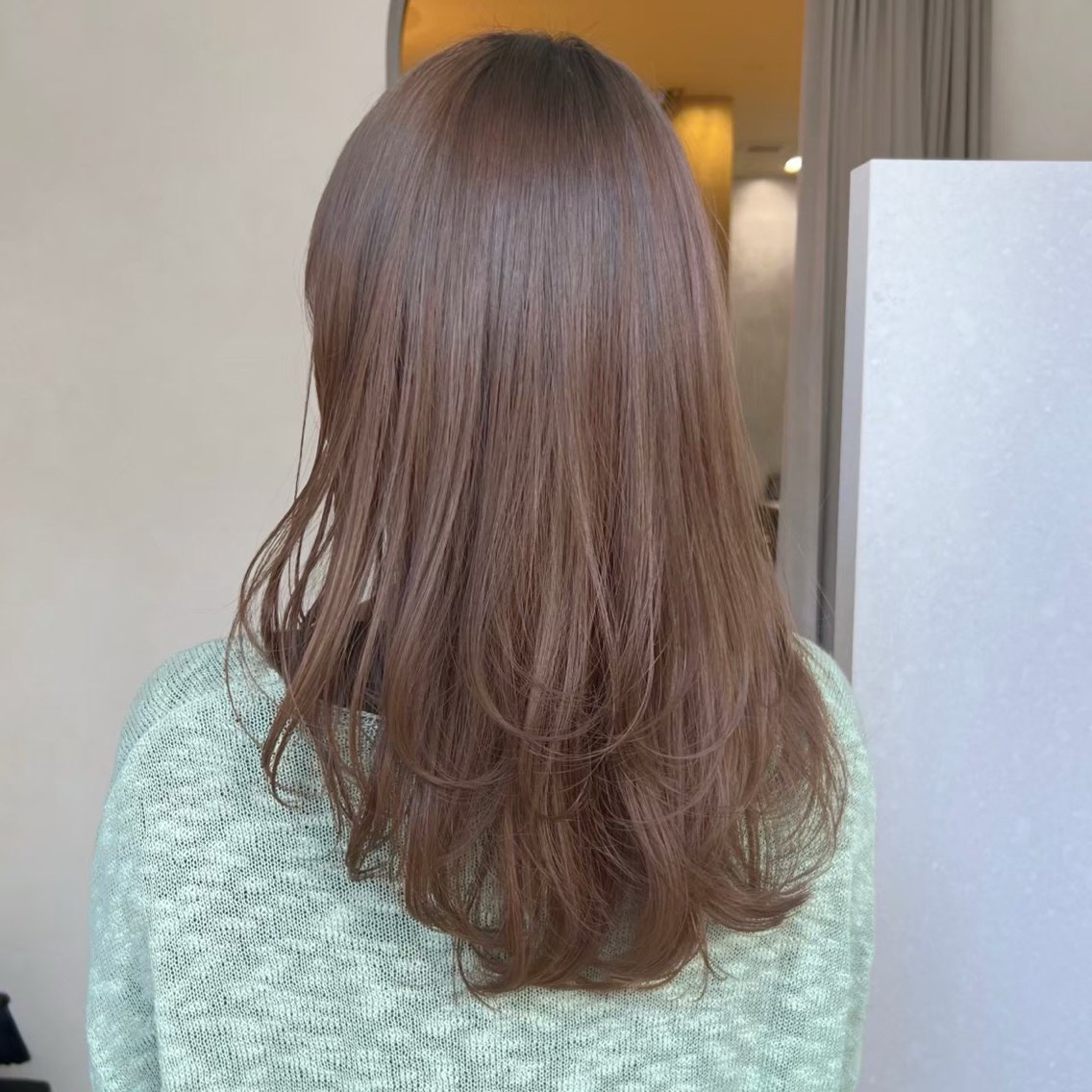 カラー Inity   森 千尋のヘアスタイル