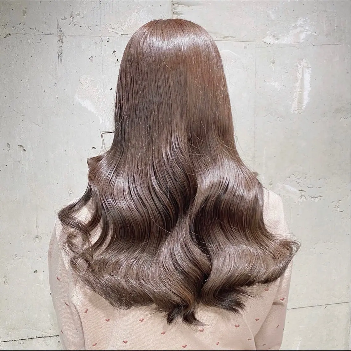 ロング カラー ヘアアレンジ ブリーチ ブリーチなしカラー 髪質改善 トリートメント 🎀RIN🎀 縮毛矯正×暗髪‎🤍のヘアスタイル