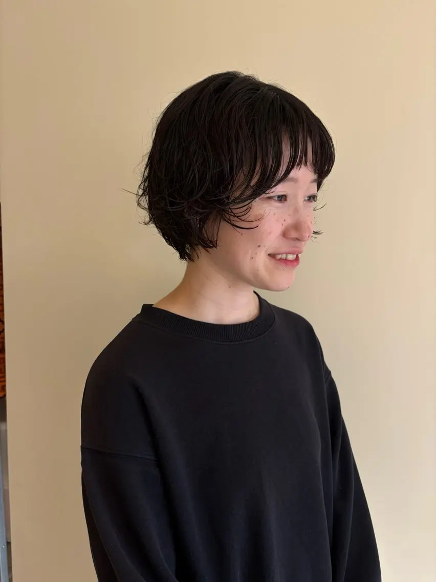 ショート パーマ カット パーマ satsuki 暖色・ブラウンカラーのヘアスタイル