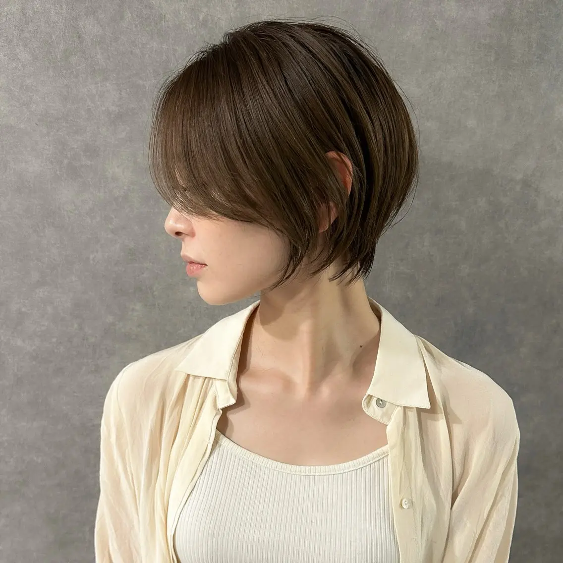 ショート カラー 透明感カラー グレージュ ショートヘア ヘアカラー ボブ/パーマ Genkiのヘアスタイル
