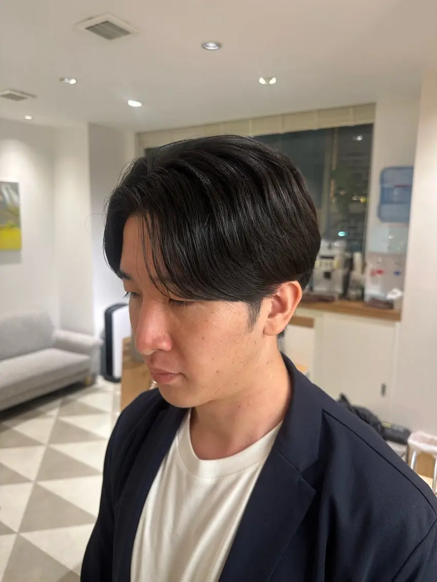 メンズ ヤスマルユイカ 髪質改善/透明カラーのヘアスタイル